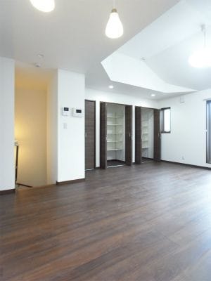 リブリ・夏椿 102(P2付) 19万円/5,000円/入力なし