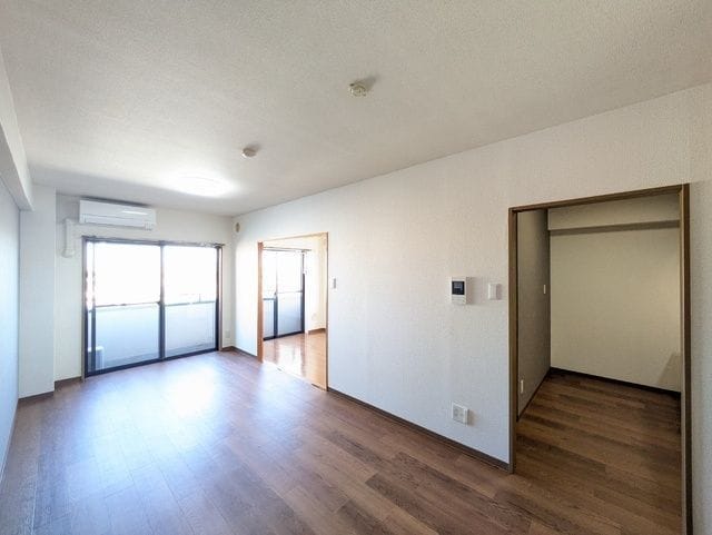 パークヒルズ 701