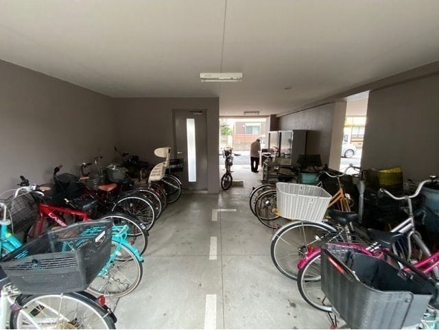 ミレニアム梅島 203
