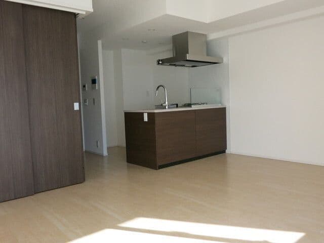 MAISON SENZOKUIKE 303