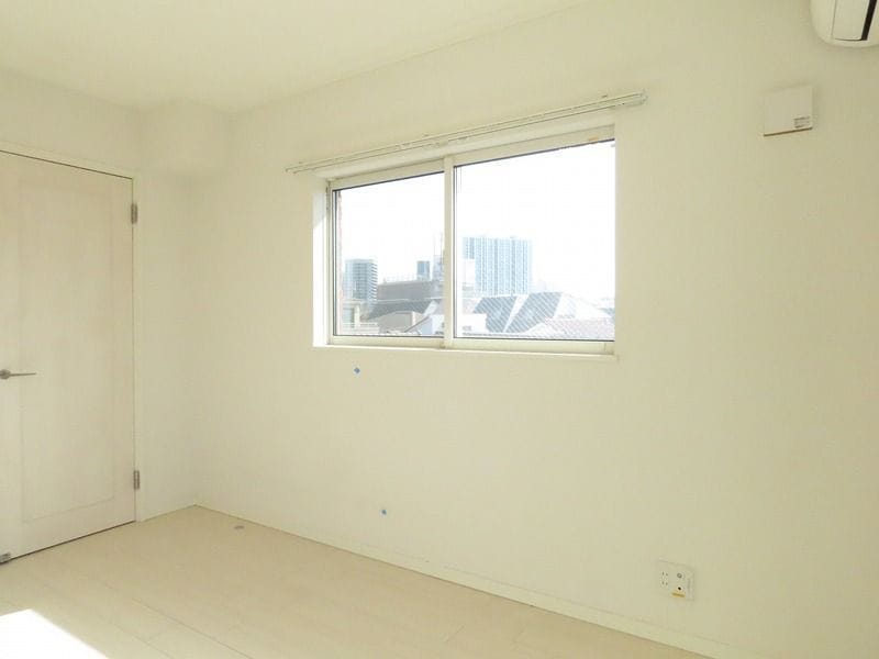 Brick Shinagawa 303