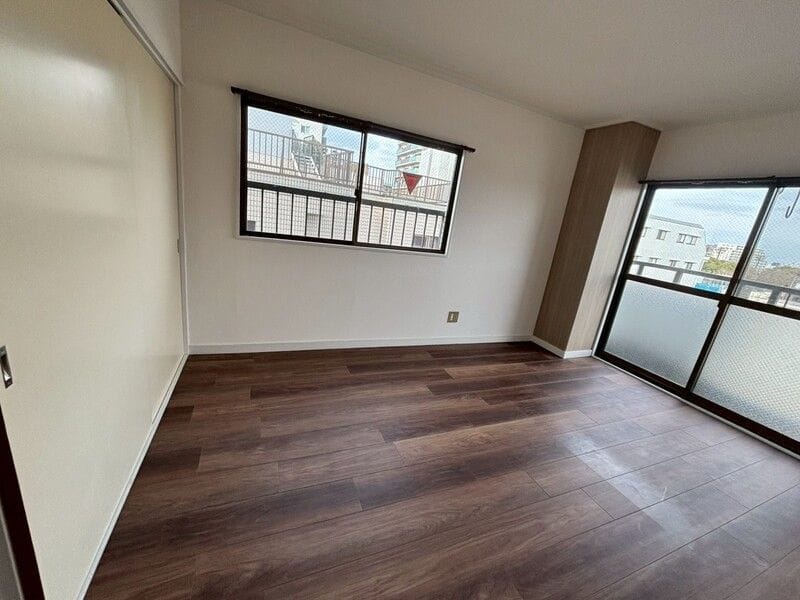 ロイヤルパール 601 間取り図