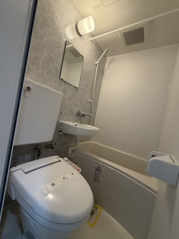 レジデンス上野 202