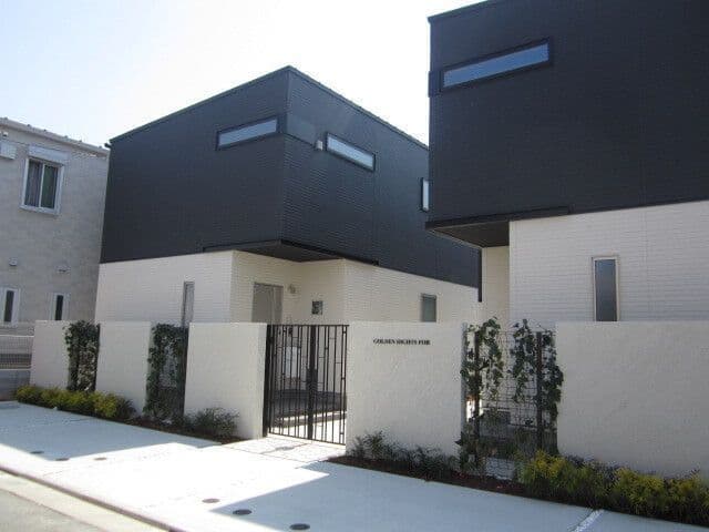 ゴールデンライツフォーR2 17万円/入力なし/入力なし
