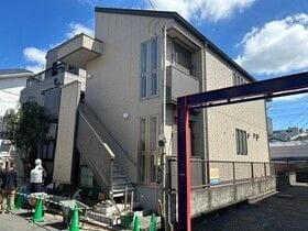 ラ・プルミエール 201