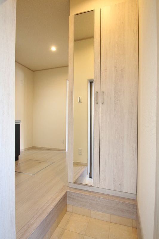 レナータ桃井 101