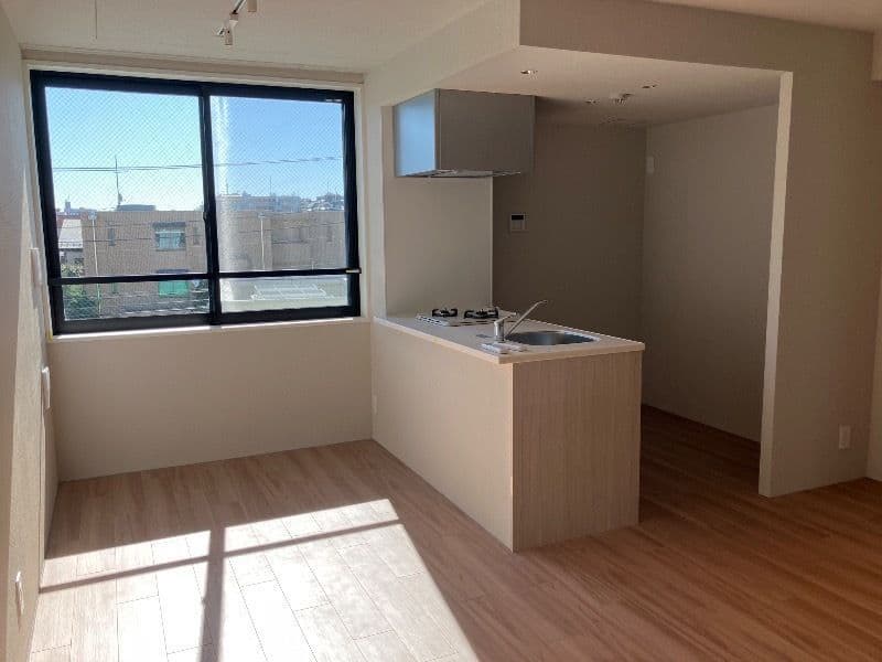 LEGALAND桜新町 403