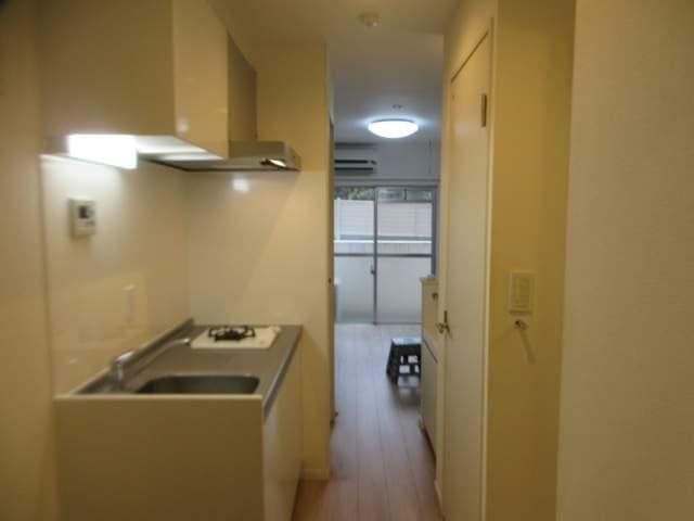 ディライト南烏山 105