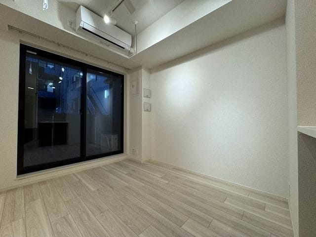 La Perla 桜新町 102