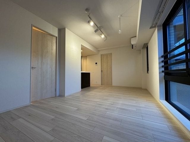 La Perla 桜新町 305
