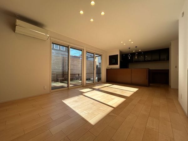 代田五丁目戸建 62万円/なし/入力なし