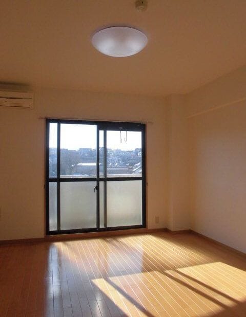 アラモード・メゾン 0402
