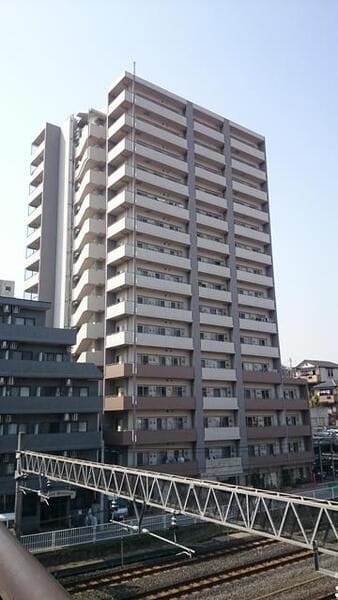 ドゥーエ東十条 203