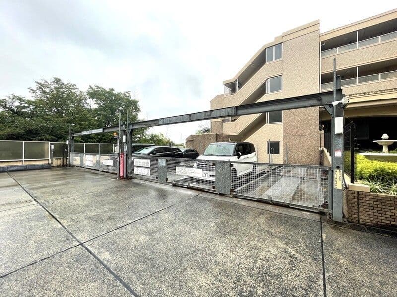 ランドシティ玉川学園ロイヤルテラス 511